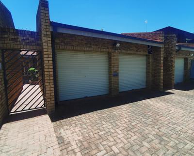 Townhouse For Sale in Three Rivers, Vereeniging