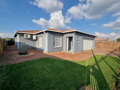 House For Sale in Riversdale, Meyerton